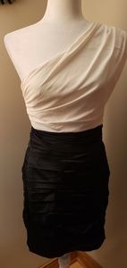 Express womens one should Black white dress sz 6